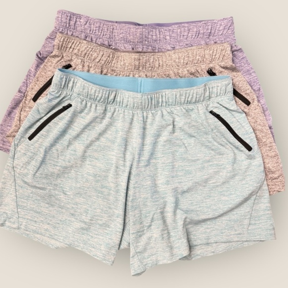 LOT OF 3 Liberty Pro Women Shorts Zip Pockets Performance Stretch  Sz L CQ